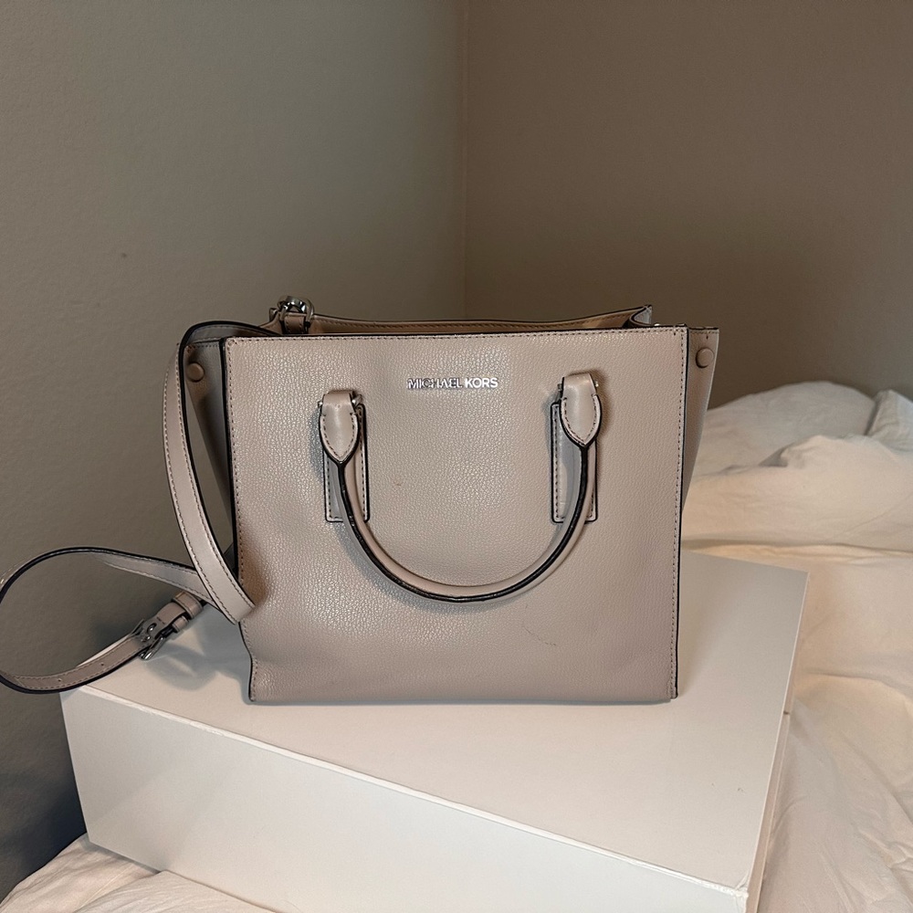 Grey Micheal kors purse